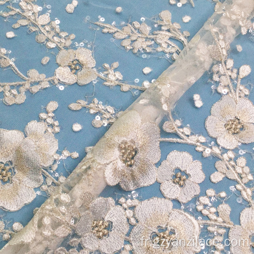 Tissu en dentelle à sequins avec broderie de fleurs de prunier